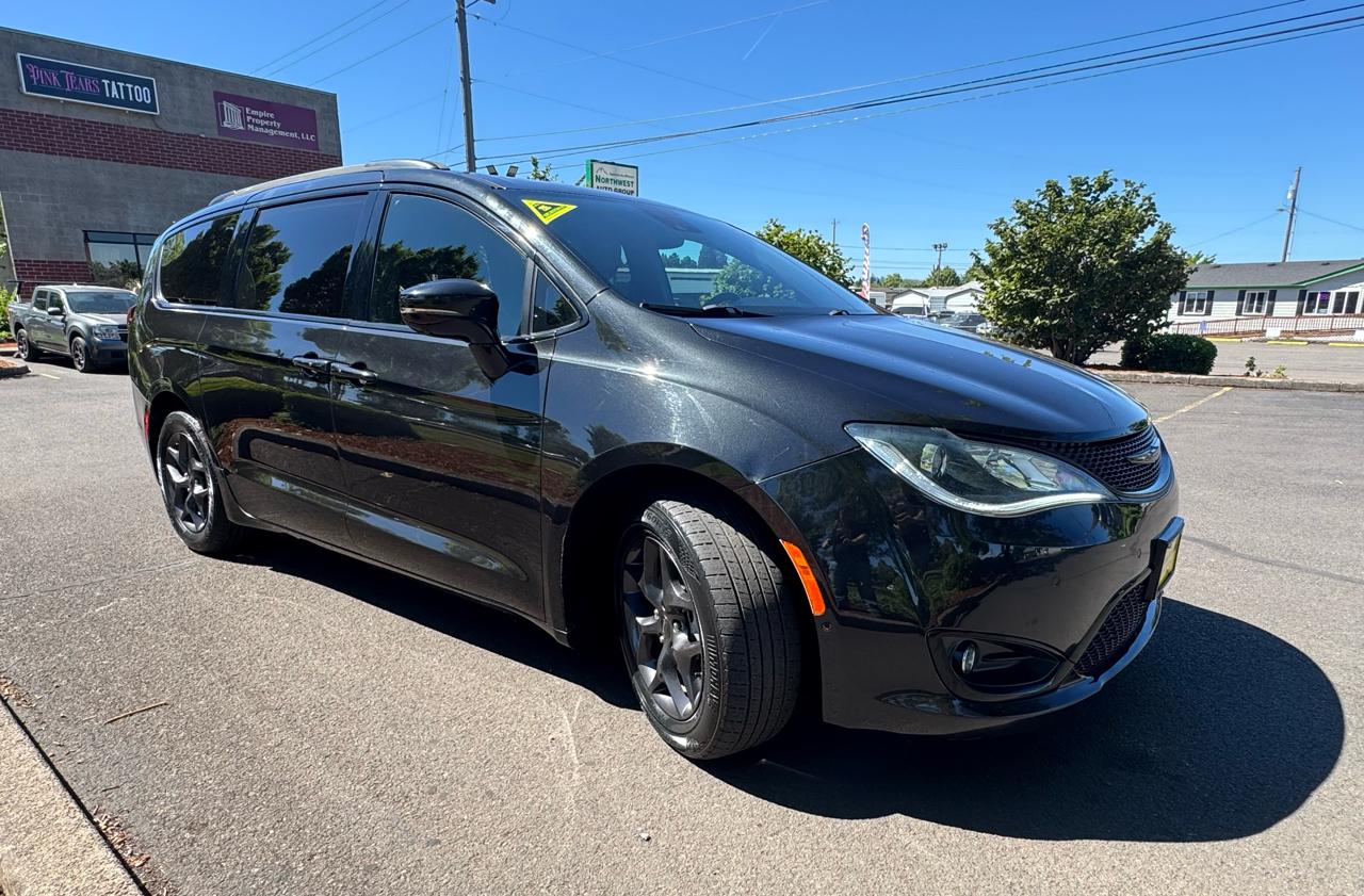 Chrysler Pacifica Limited FWD 2018