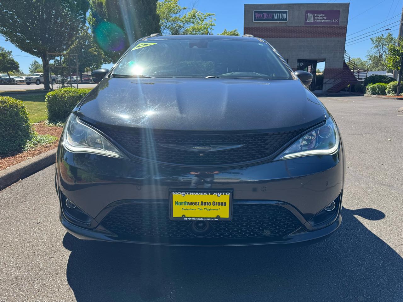 Chrysler Pacifica Limited FWD 2018