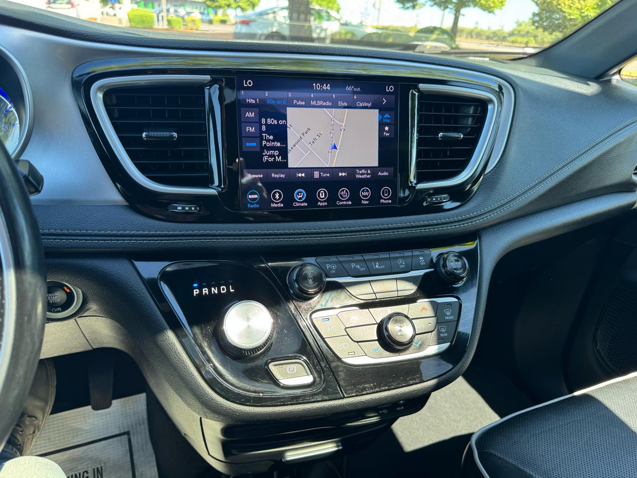 Chrysler Pacifica Limited FWD 2018