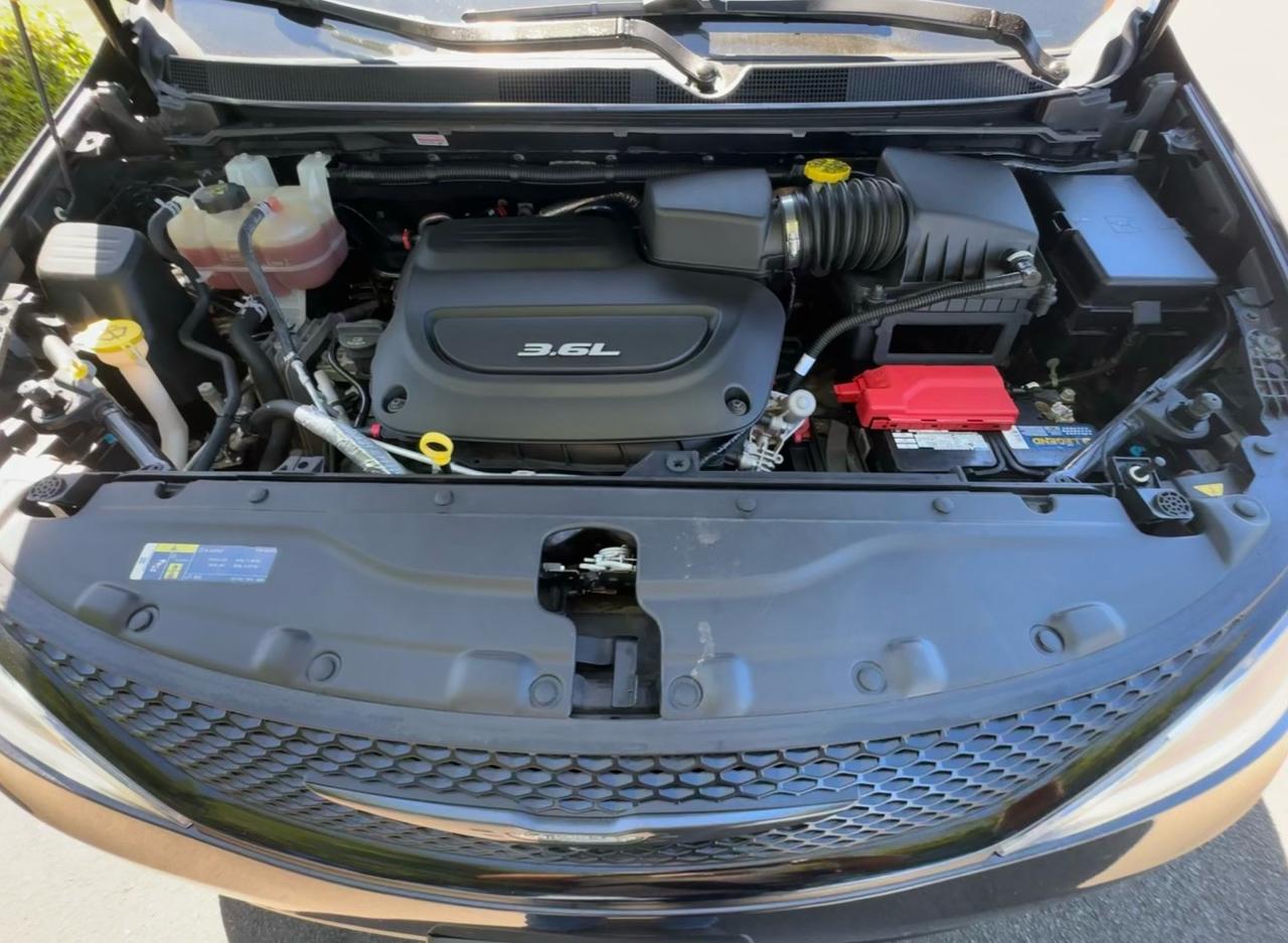 Chrysler Pacifica Limited FWD 2018