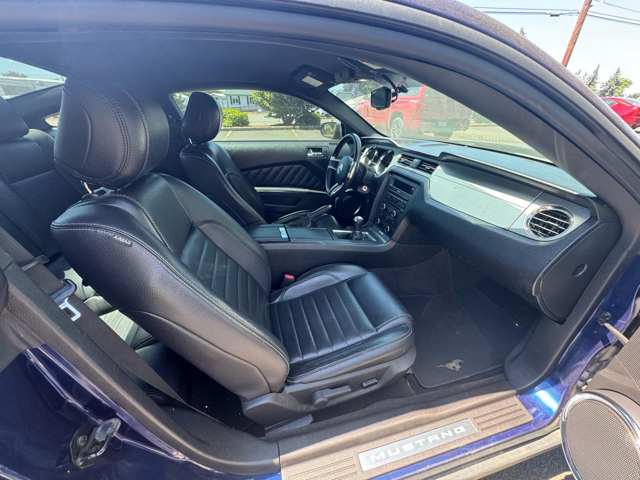 Ford Mustang 2dr Cpe V6 2012