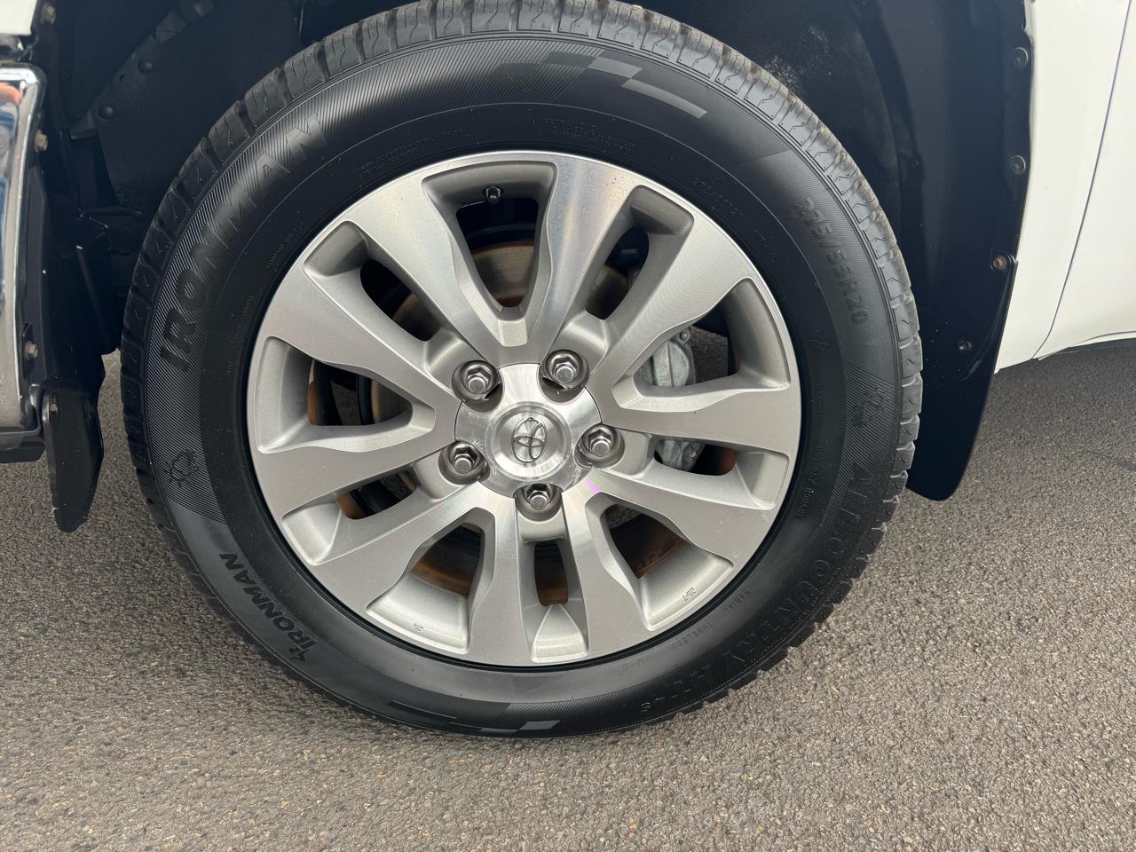 Toyota Tundra 4WD Truck CrewMax 5.7L V8 6-Spd AT LTD (Natl) 2014