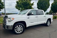 2014 Toyota Tundra 4WD Truck 