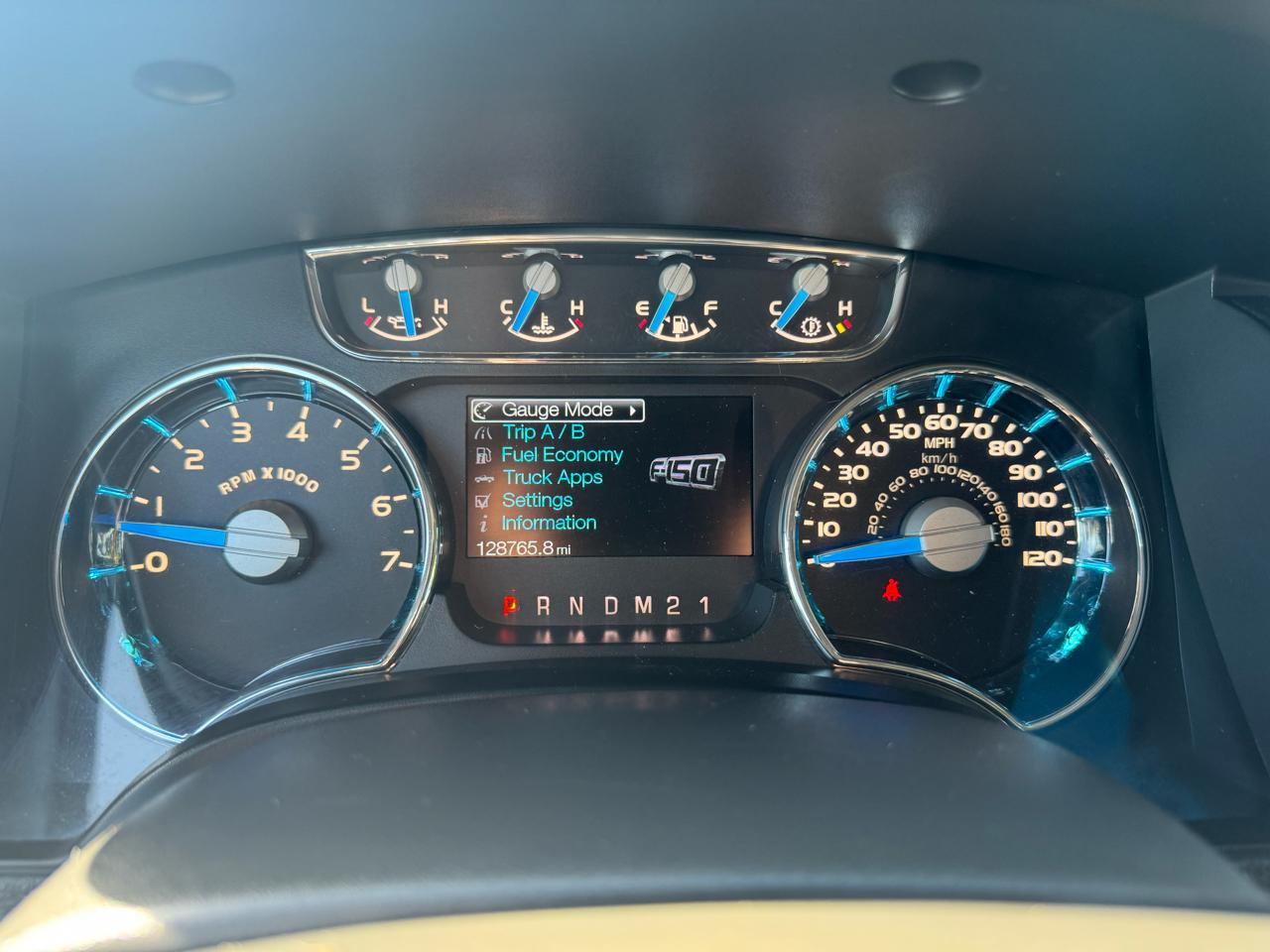 Ford F-150 4WD SuperCrew 145" King Ranch 2013