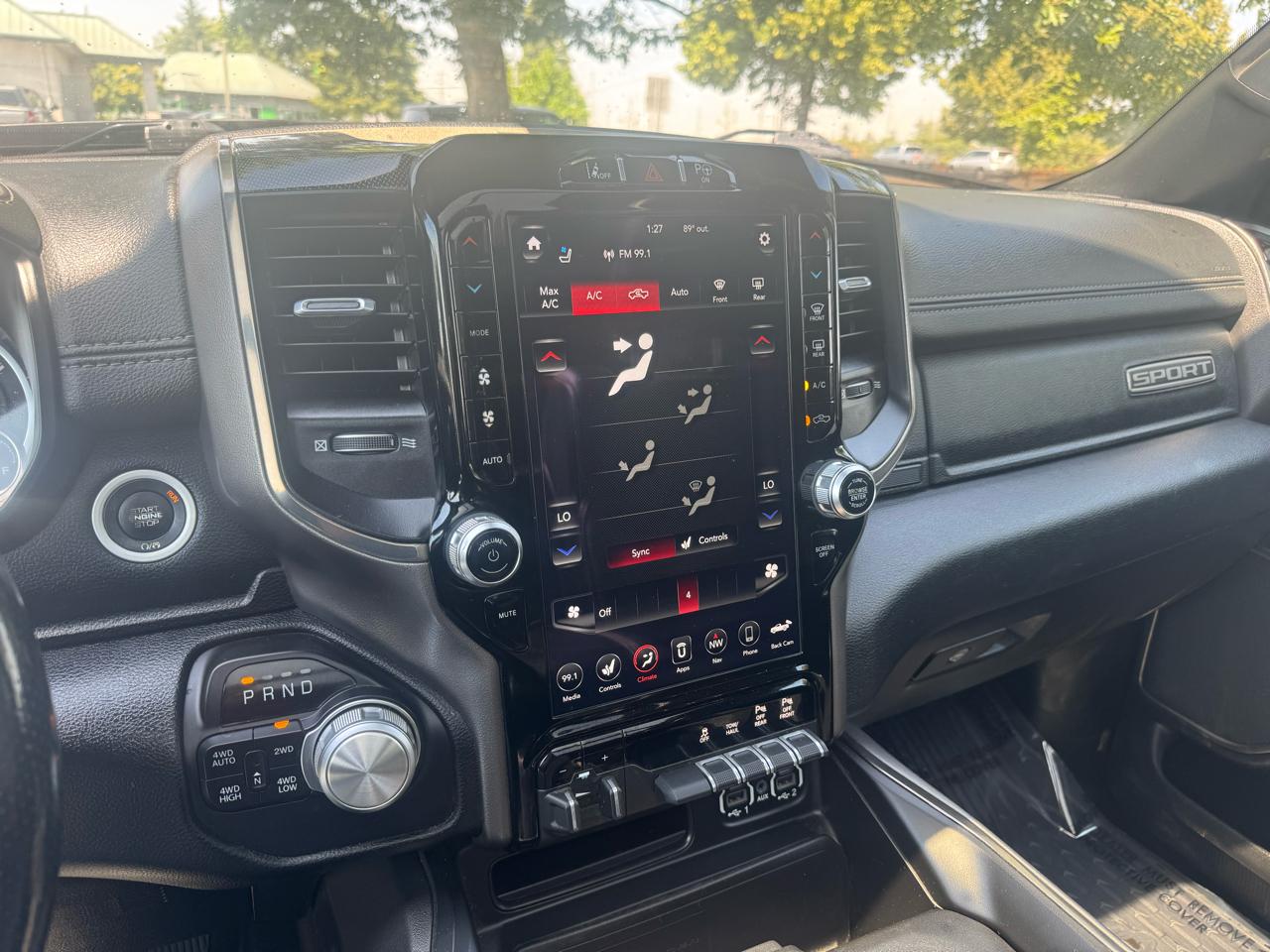 RAM 1500 Sport 4x4 Crew Cab 5'7" Box 2020
