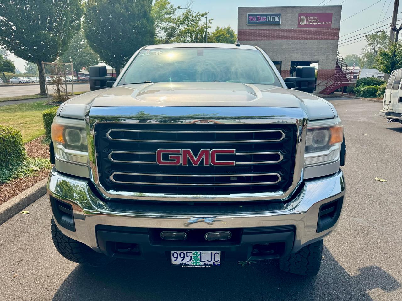 GMC Sierra 2500HD available WiFi 4WD Double Cab 144.2" SLE 2015