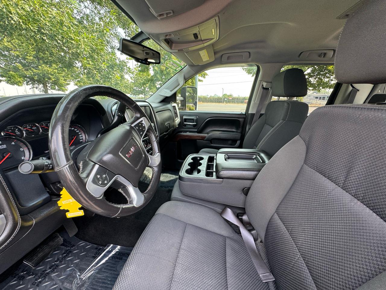 GMC Sierra 2500HD available WiFi 4WD Double Cab 144.2" SLE 2015