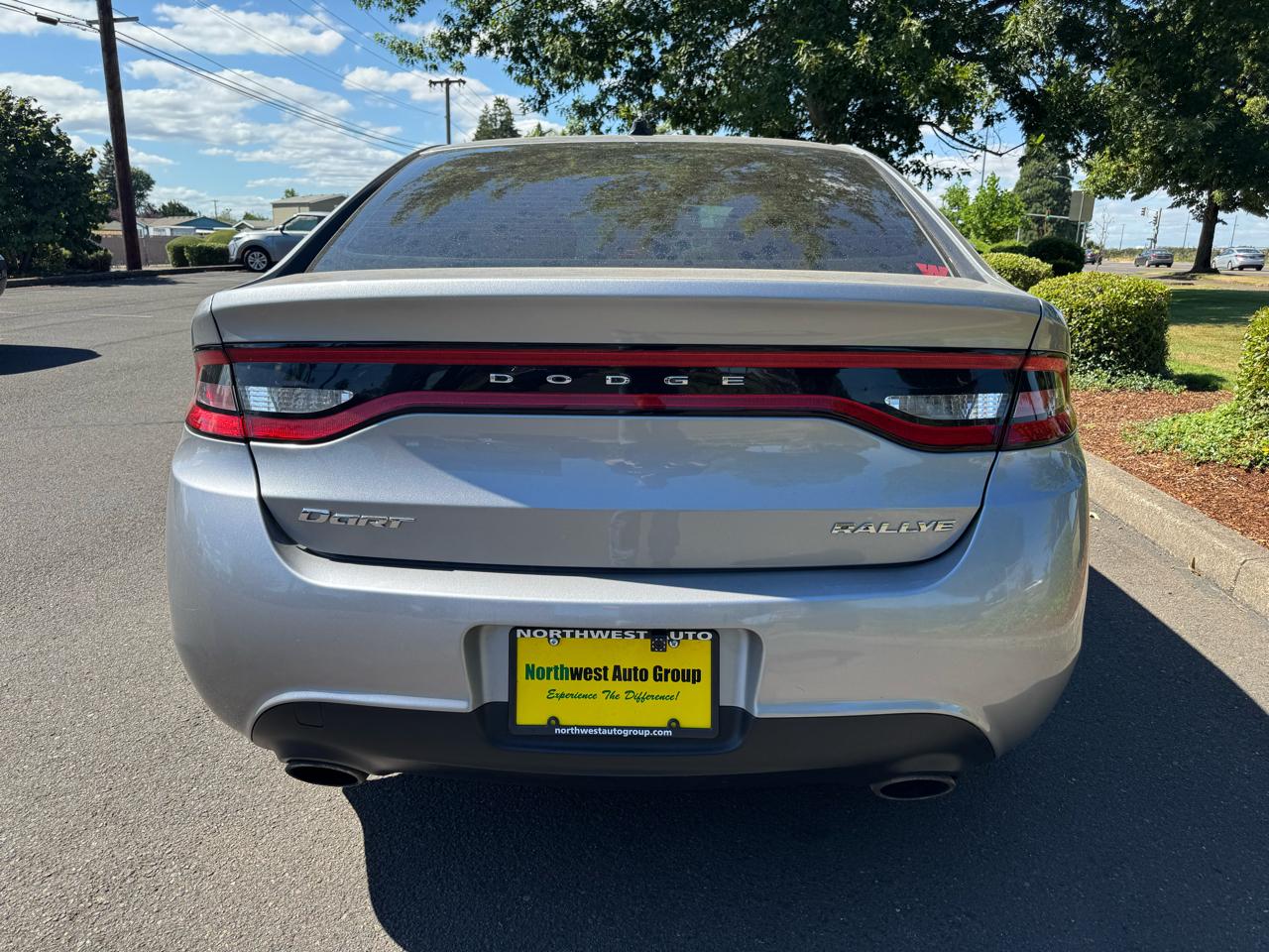 Dodge Dart 4dr Sdn SXT 2015