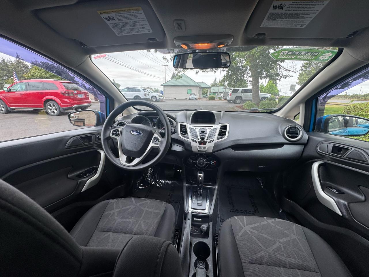 Ford Fiesta 4dr Sdn SE 2013