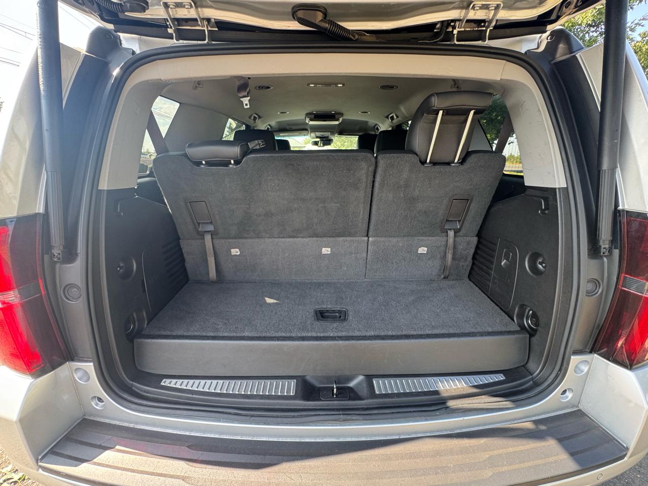 Chevrolet Tahoe 4WD 4dr LT 2015