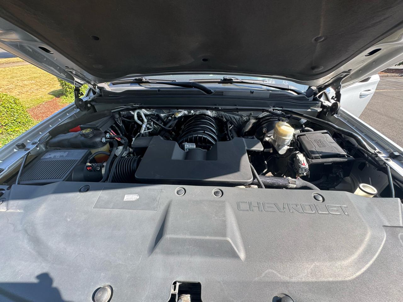 Chevrolet Tahoe 4WD 4dr LT 2015