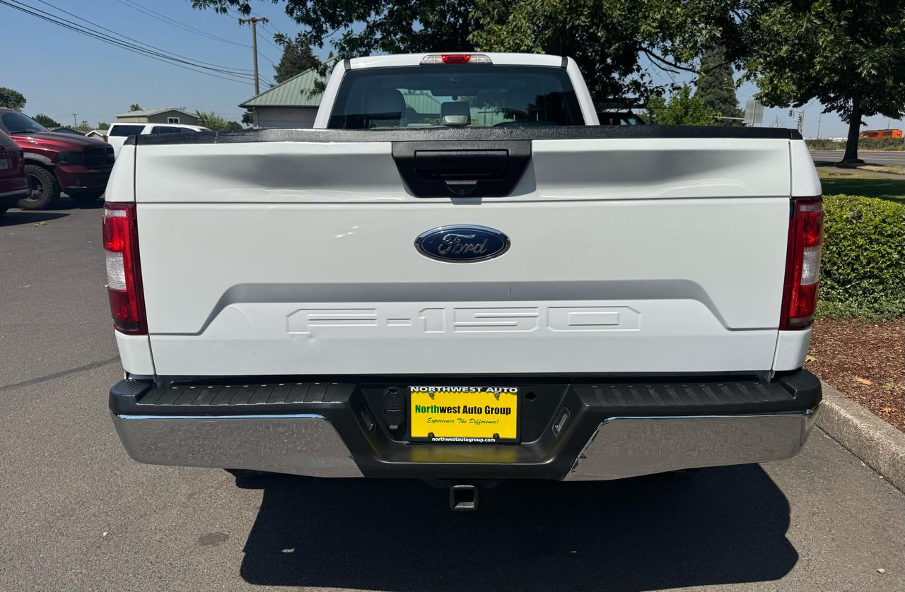 Ford F-150 XLT 4WD Reg Cab 8' Box 2018