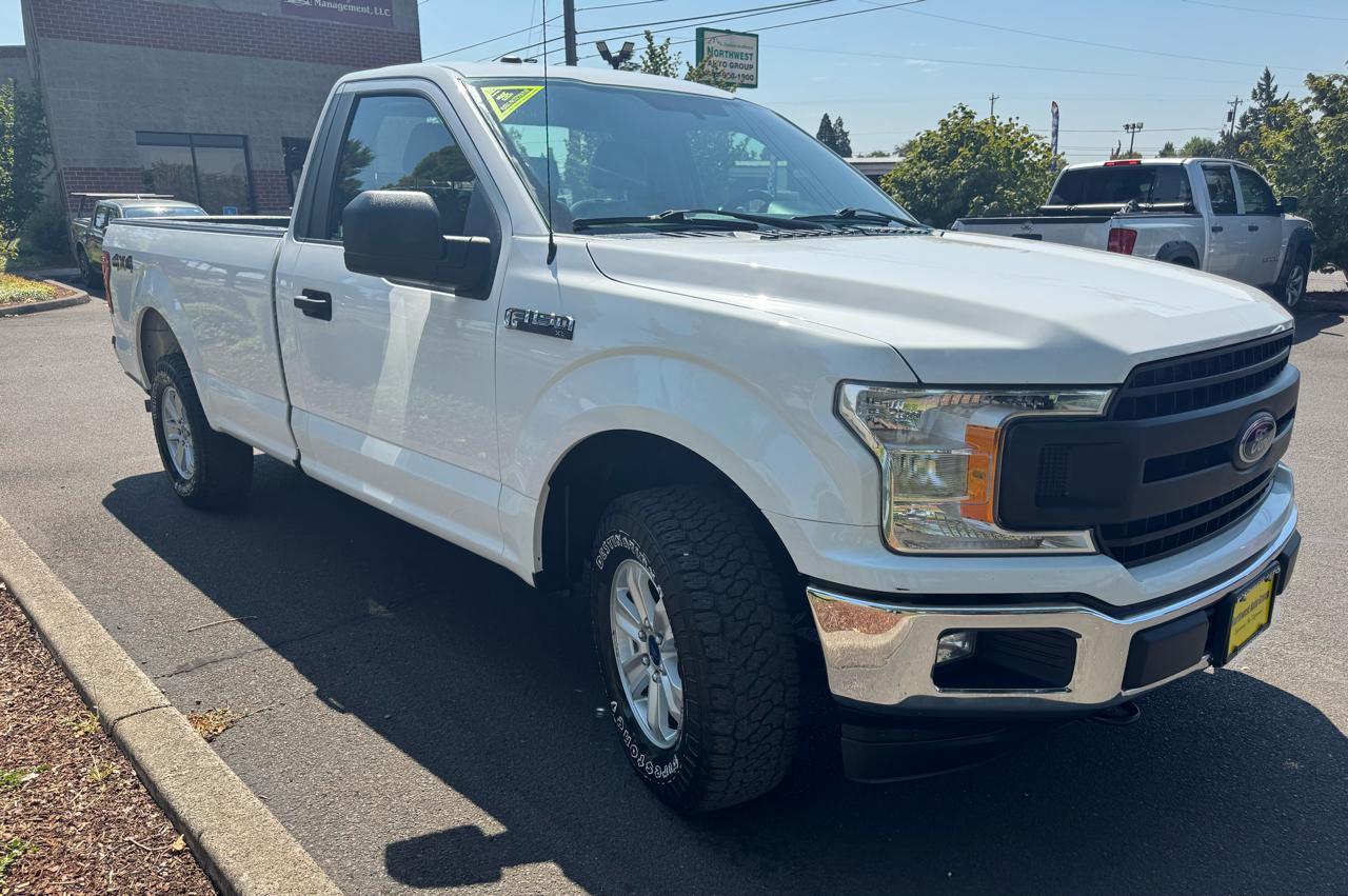 Ford F-150 XLT 4WD Reg Cab 8' Box 2018