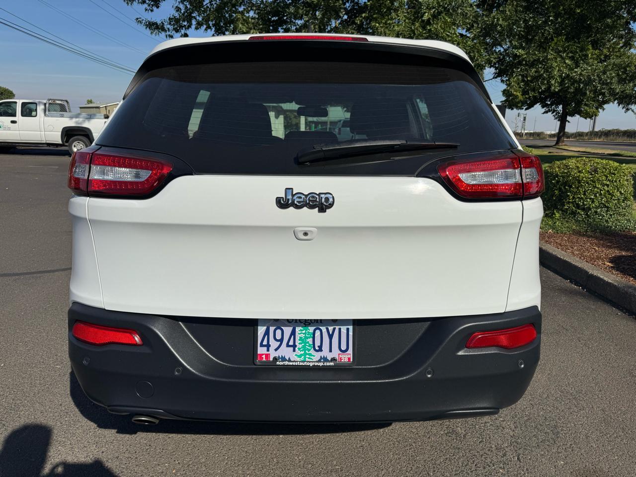 Jeep Cherokee 4WD 4dr Sport 2015