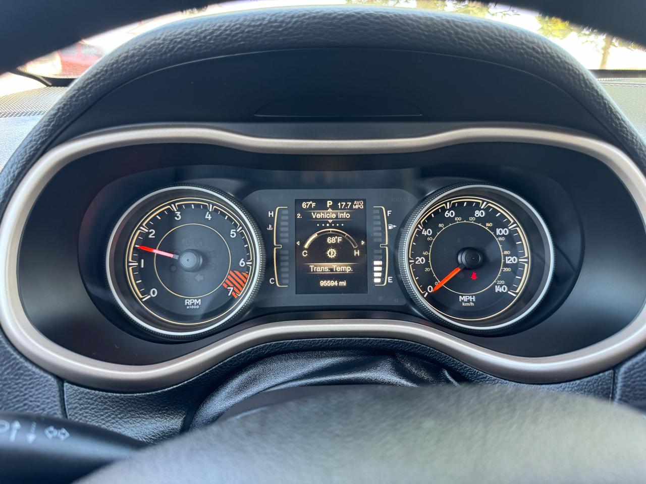 Jeep Cherokee 4WD 4dr Sport 2015