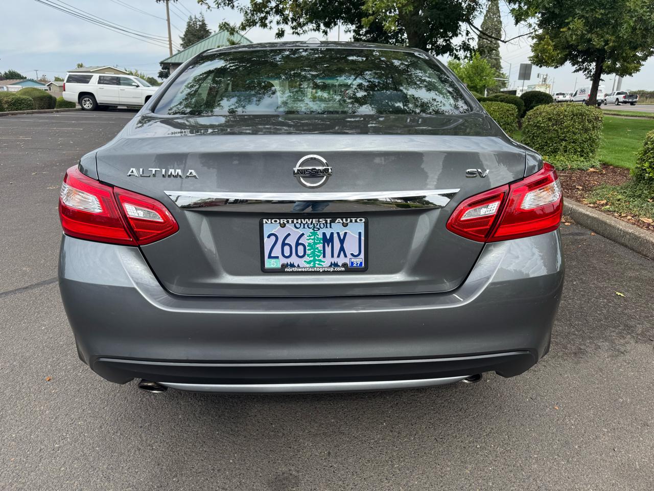Nissan Altima 2.5 SV Sedan 2017