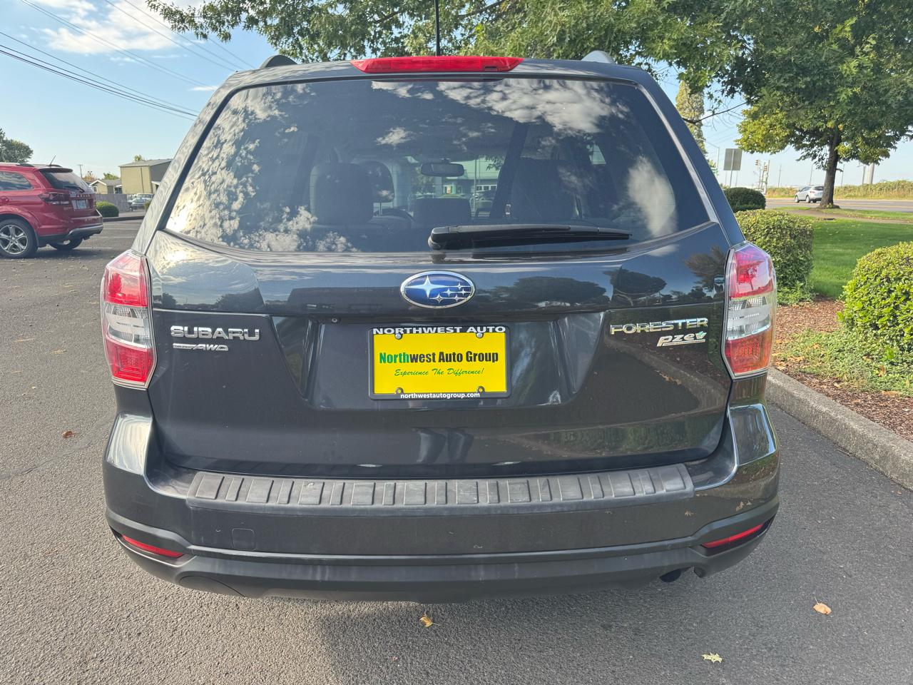 Subaru Forester 4dr CVT 2.5i Premium PZEV 2015