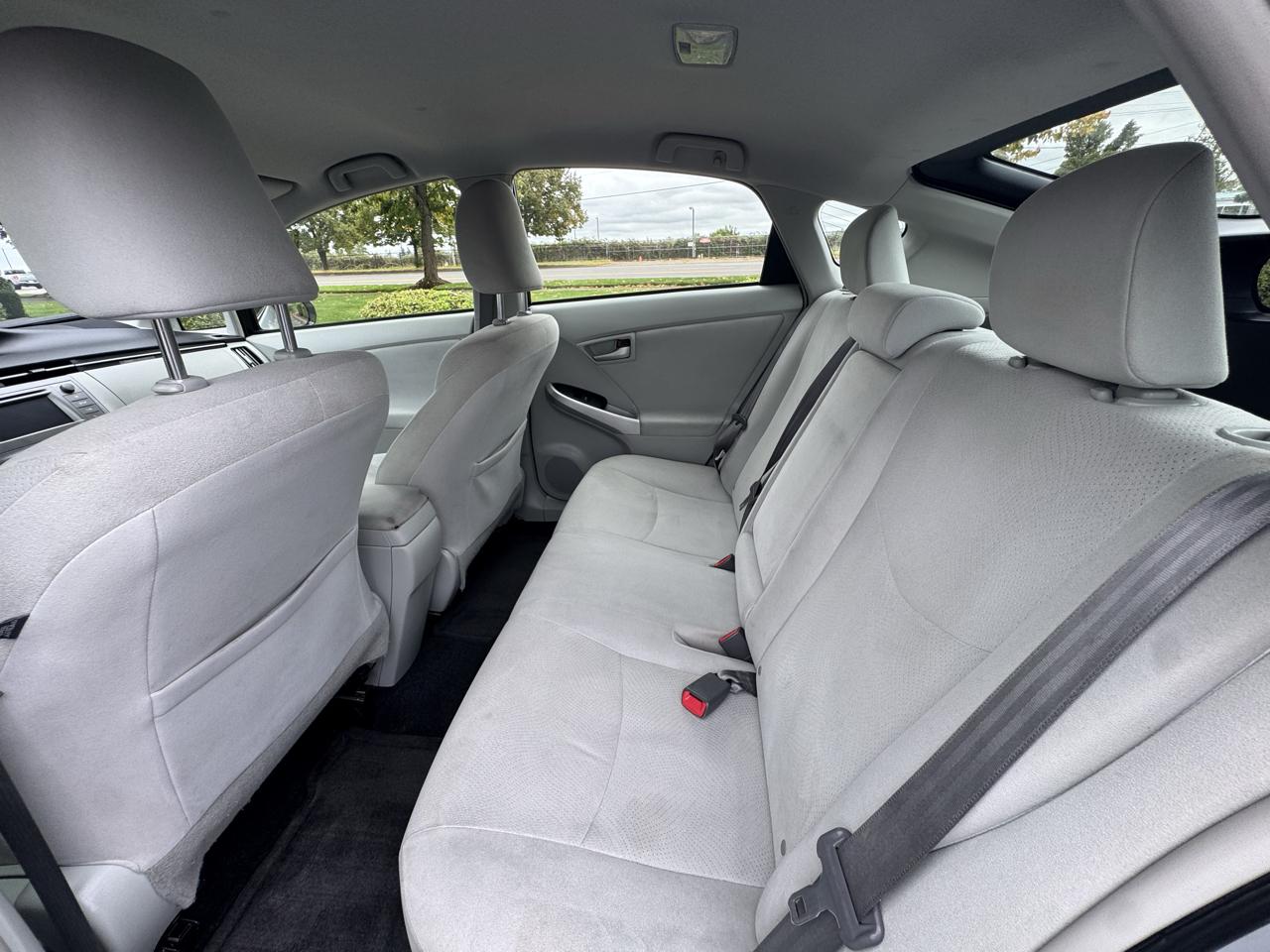 Toyota Prius 5dr HB Persona Series Special Edition (Natl) 2015