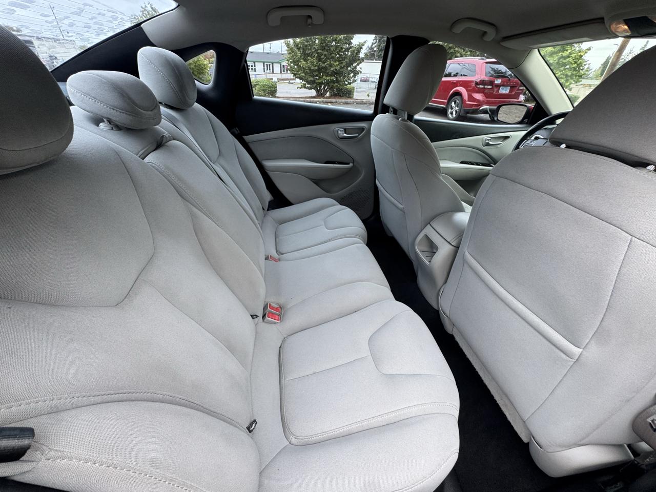 Dodge Dart 4dr Sdn SXT 2013
