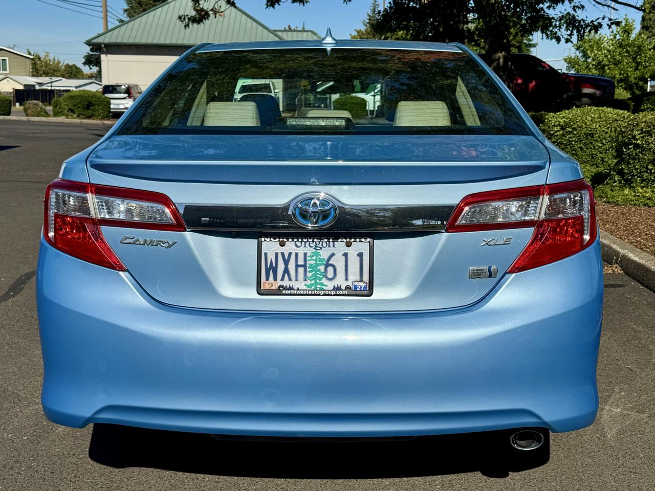 Toyota Camry Hybrid 4dr Sdn XLE (Natl) 2012