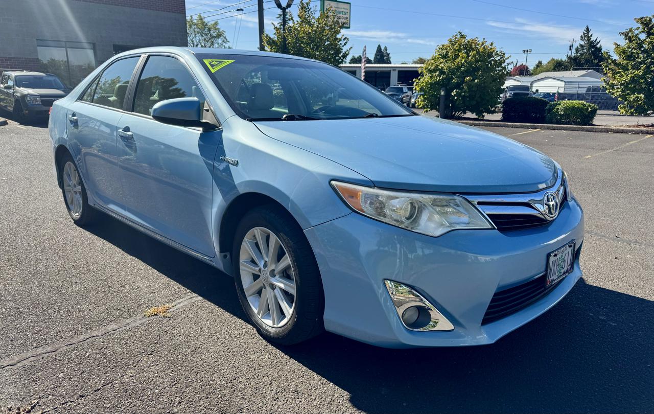 Toyota Camry Hybrid 4dr Sdn XLE (Natl) 2012