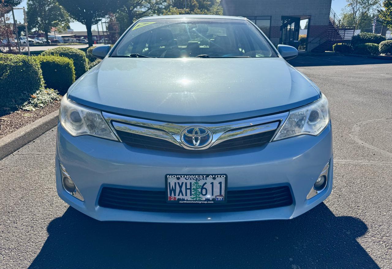 Toyota Camry Hybrid 4dr Sdn XLE (Natl) 2012