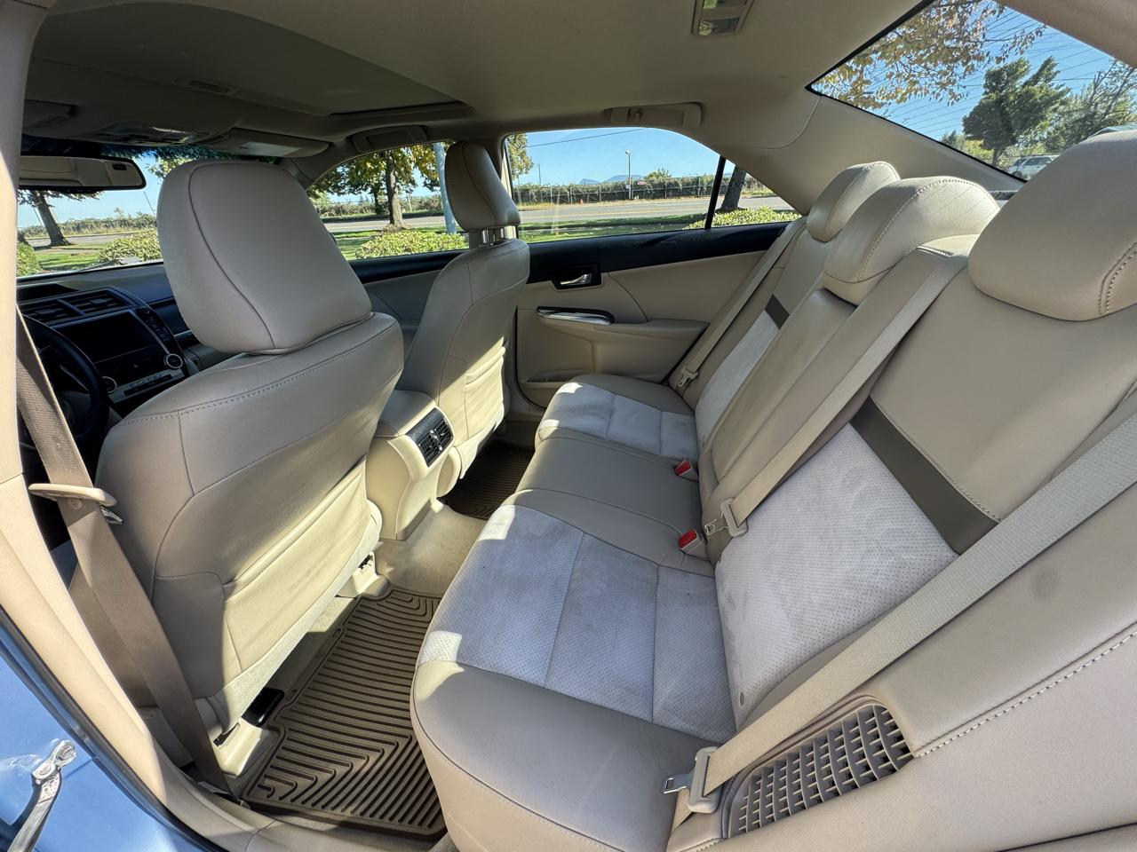 Toyota Camry Hybrid 4dr Sdn XLE (Natl) 2012