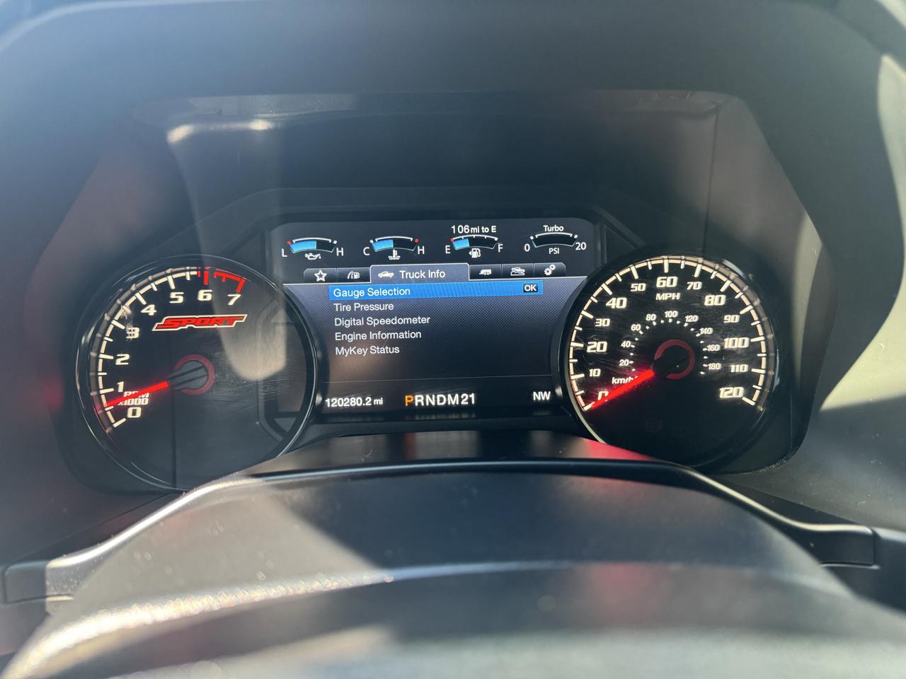 Ford F-150 4WD SuperCrew 145" Lariat 2016