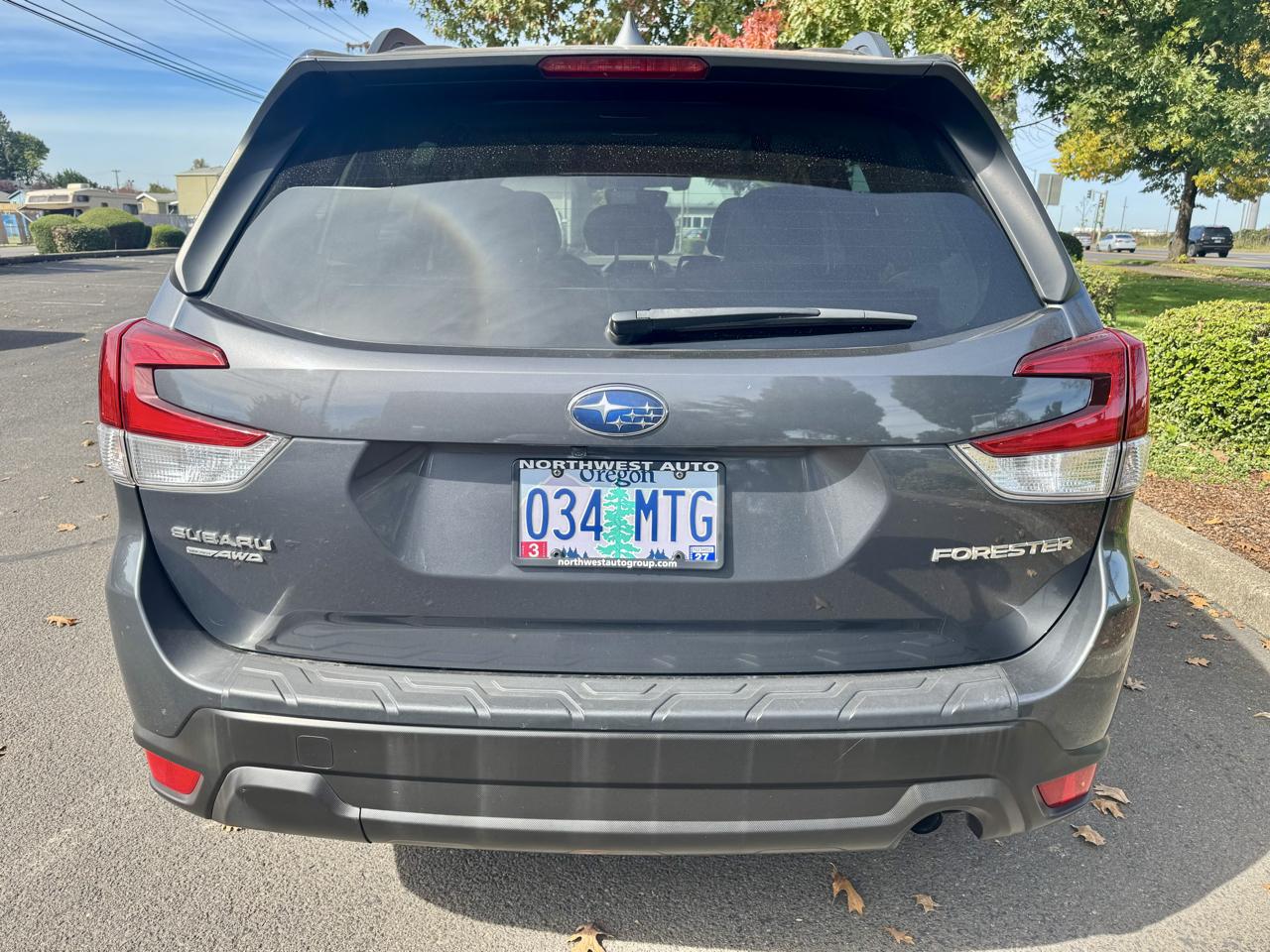 Subaru Forester Premium CVT 2021