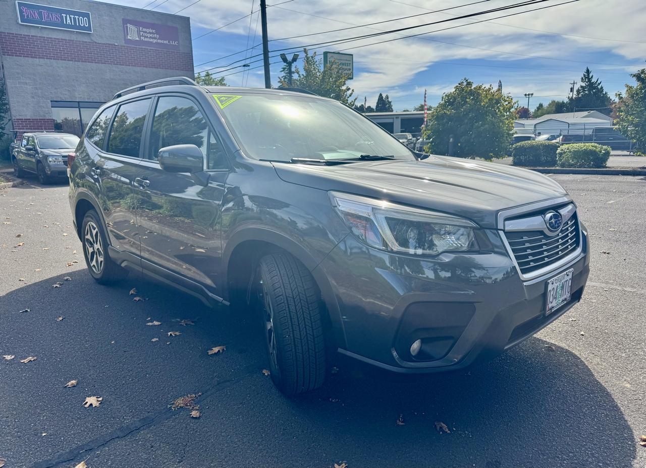 Subaru Forester Premium CVT 2021