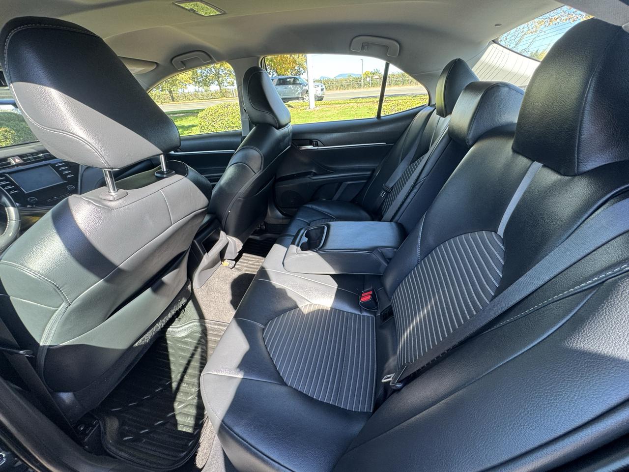 Toyota Camry XLE Auto (Natl) 2019