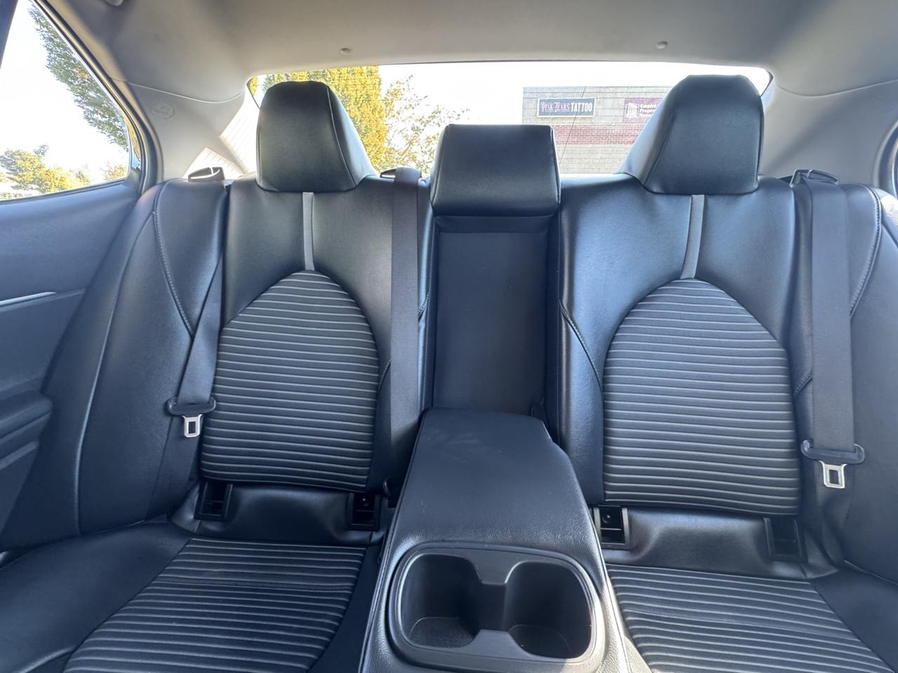 Toyota Camry XLE Auto (Natl) 2019