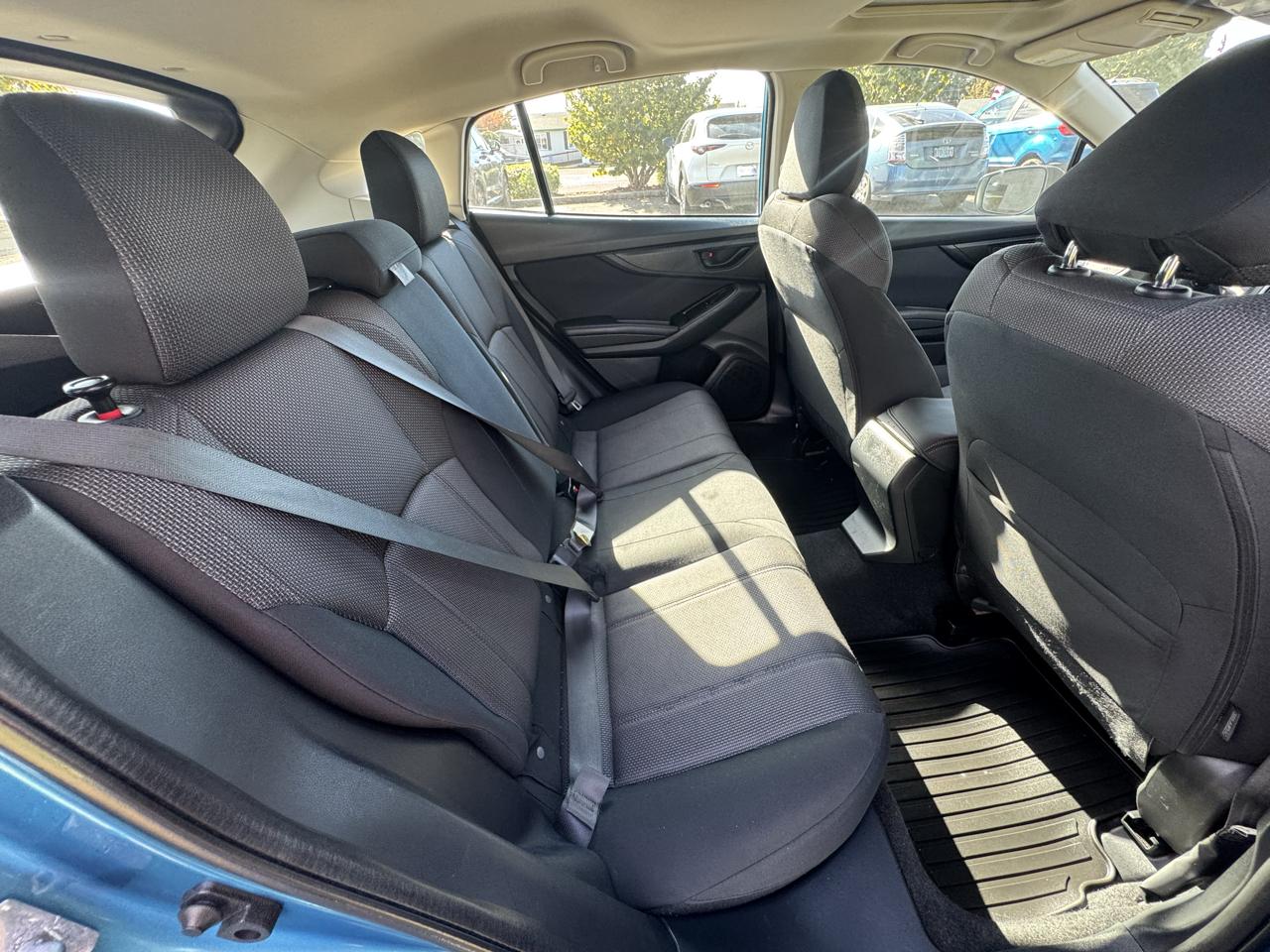 Subaru Impreza 2.0i Premium 5-door CVT 2017