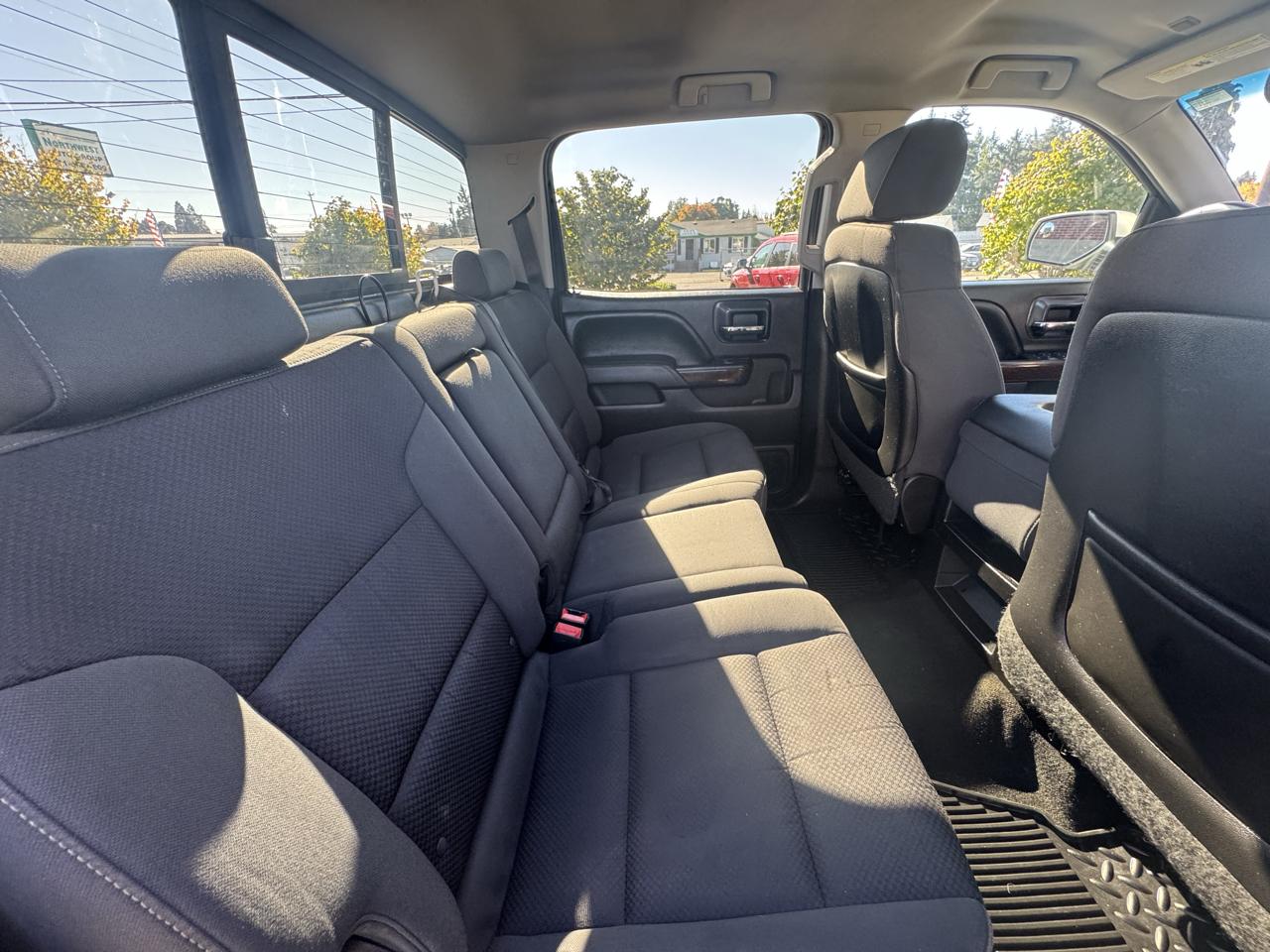 GMC Sierra 1500 4WD Crew Cab 143.5" SLE 2015