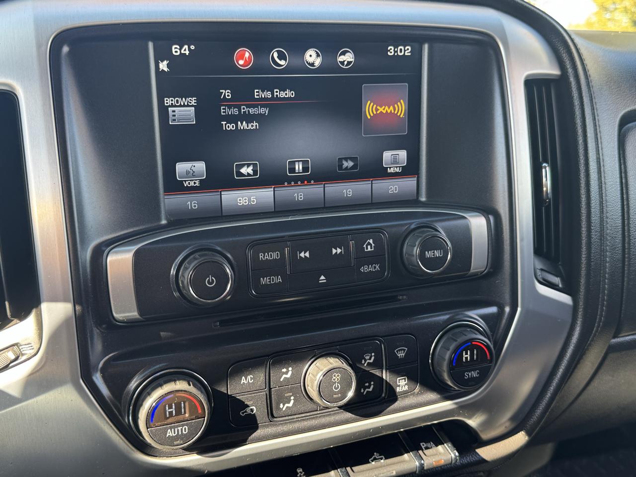 GMC Sierra 1500 4WD Crew Cab 143.5" SLE 2015