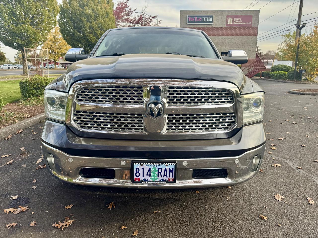 RAM 1500 4WD Crew Cab 149" Laramie 2016