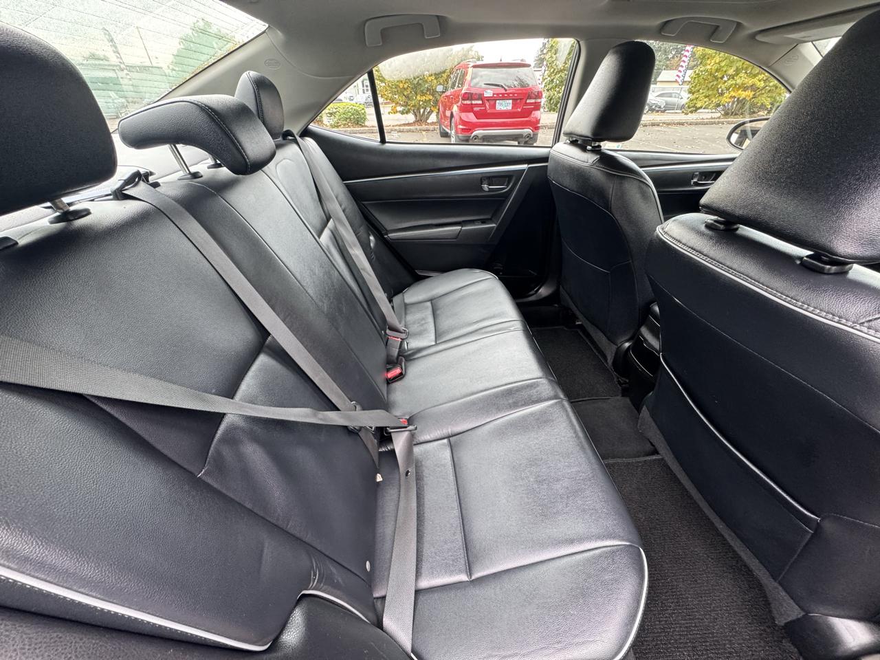 Toyota Corolla 4dr Sdn CVT LE Premium (Natl) 2014