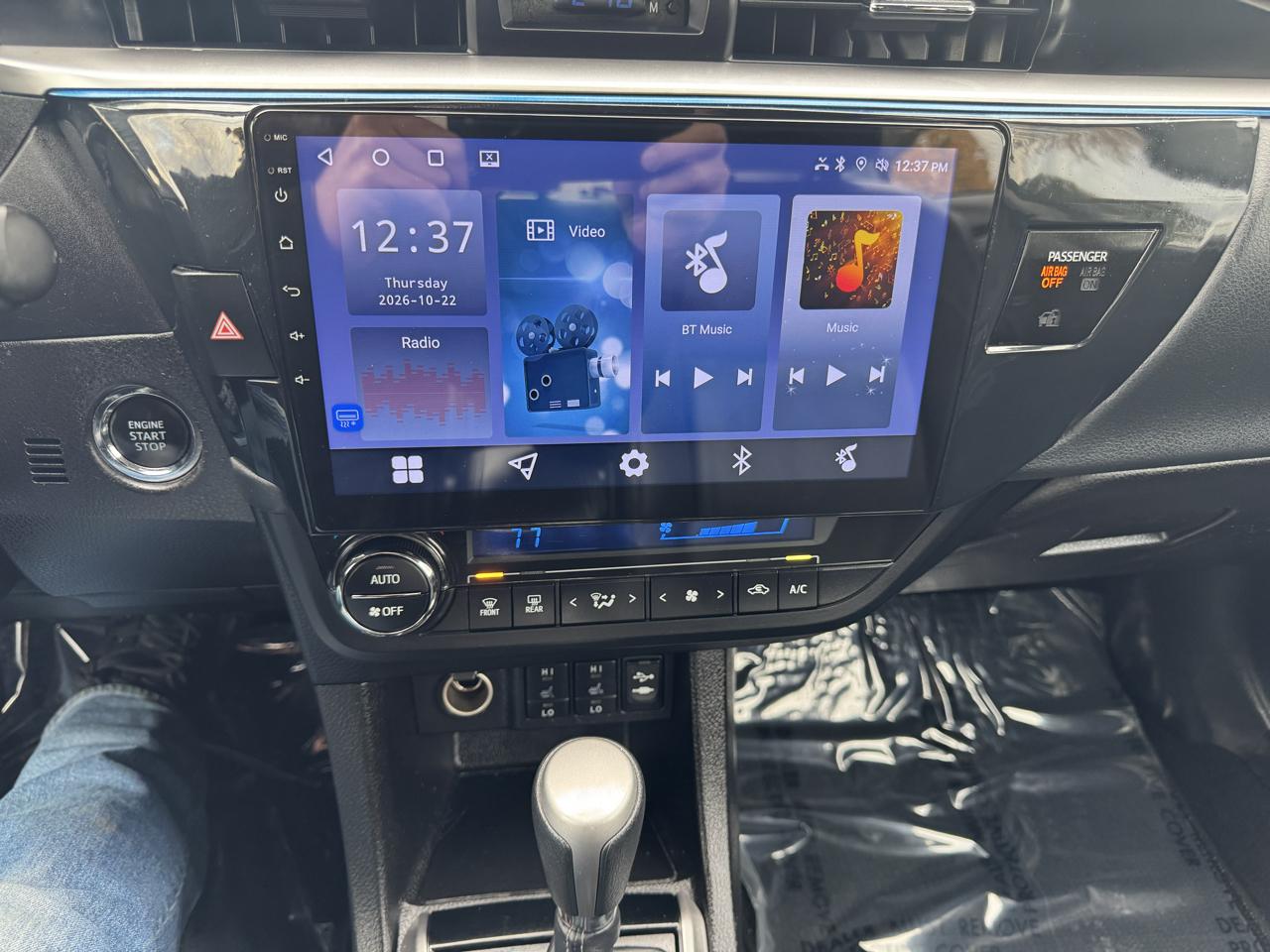 Toyota Corolla 4dr Sdn CVT LE Premium (Natl) 2014