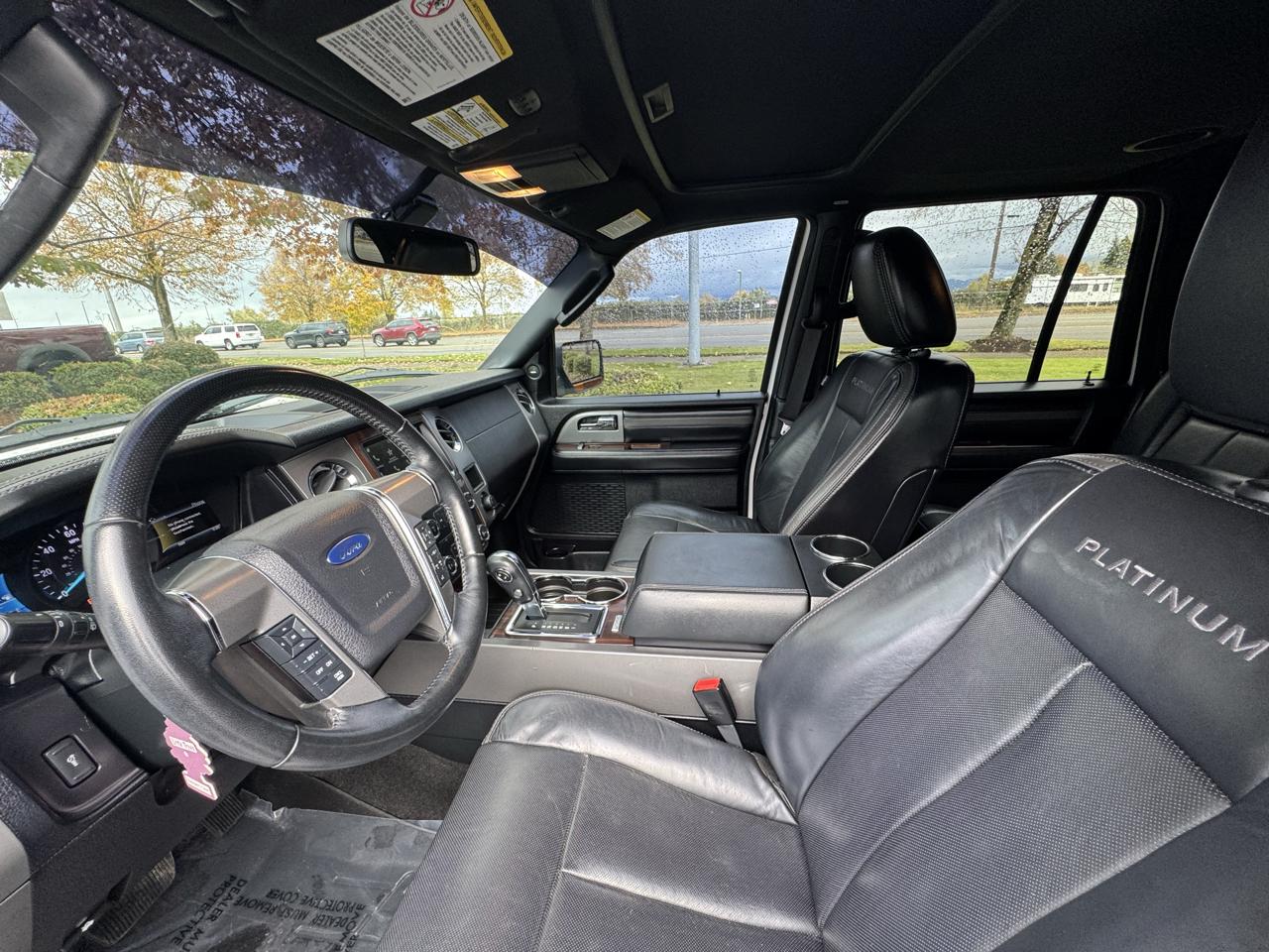 Ford Expedition EL 4WD 4dr Platinum 2016