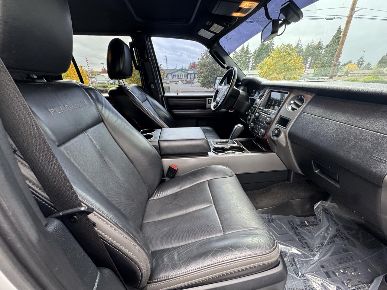 Ford Expedition EL 4WD 4dr Platinum 2016