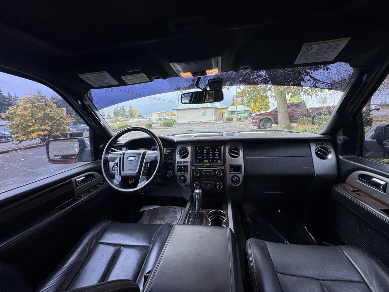 Ford Expedition EL 4WD 4dr Platinum 2016