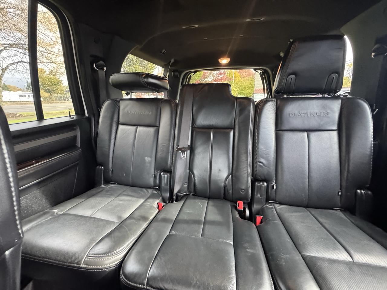 Ford Expedition EL 4WD 4dr Platinum 2016