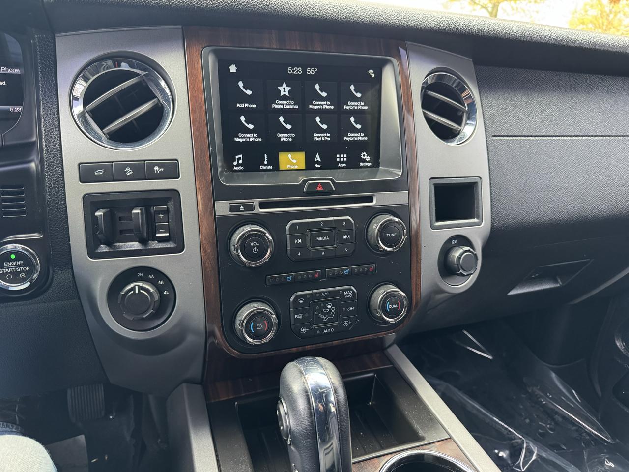 Ford Expedition EL 4WD 4dr Platinum 2016