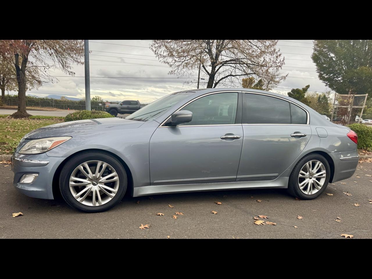 2014 Hyundai Genesis 4dr Sdn V6 3.8L