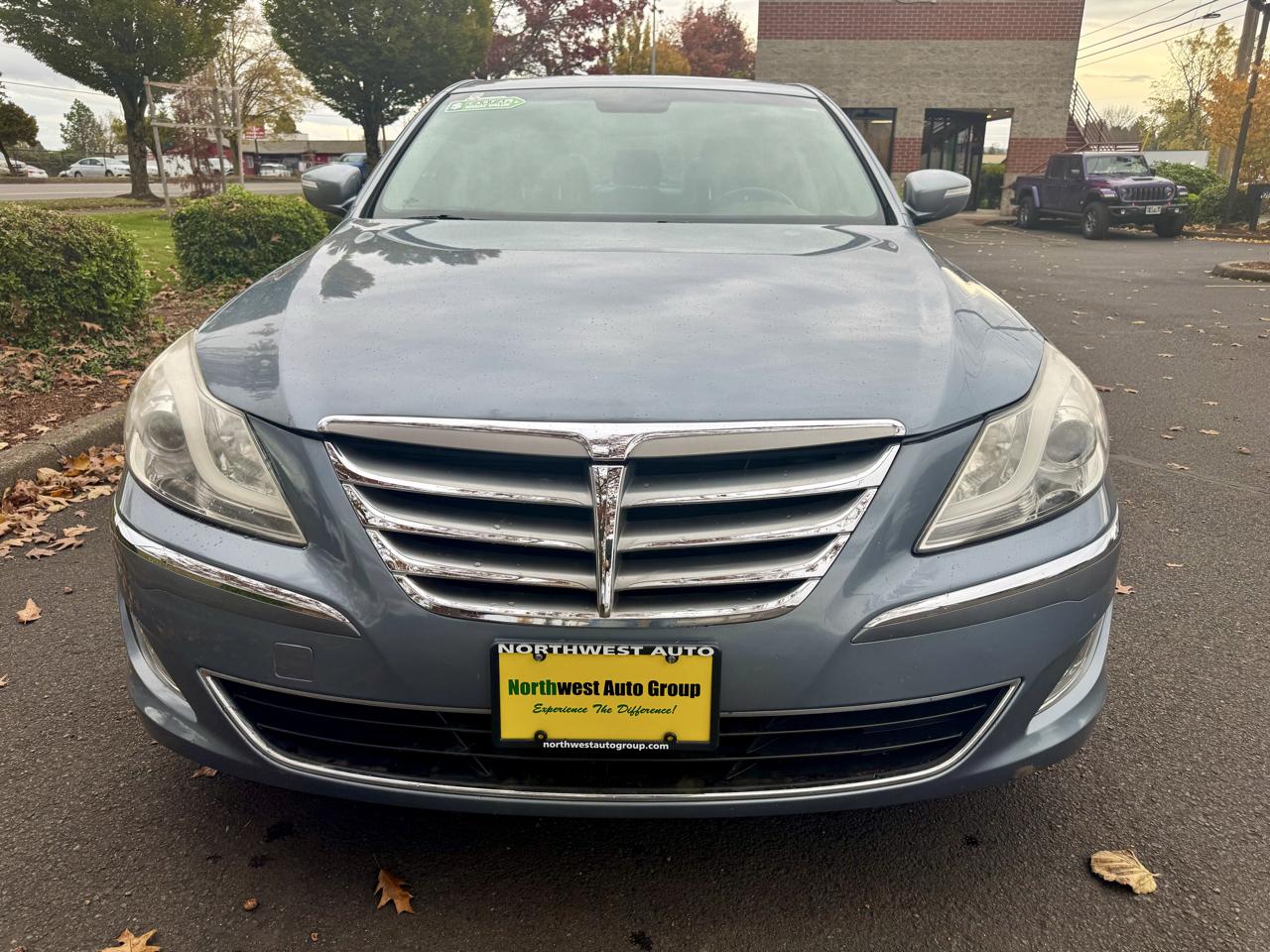 Hyundai Genesis 4dr Sdn V6 3.8L 2014