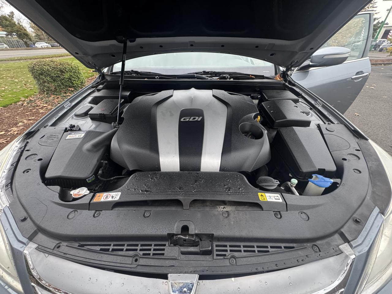 Hyundai Genesis 4dr Sdn V6 3.8L 2014