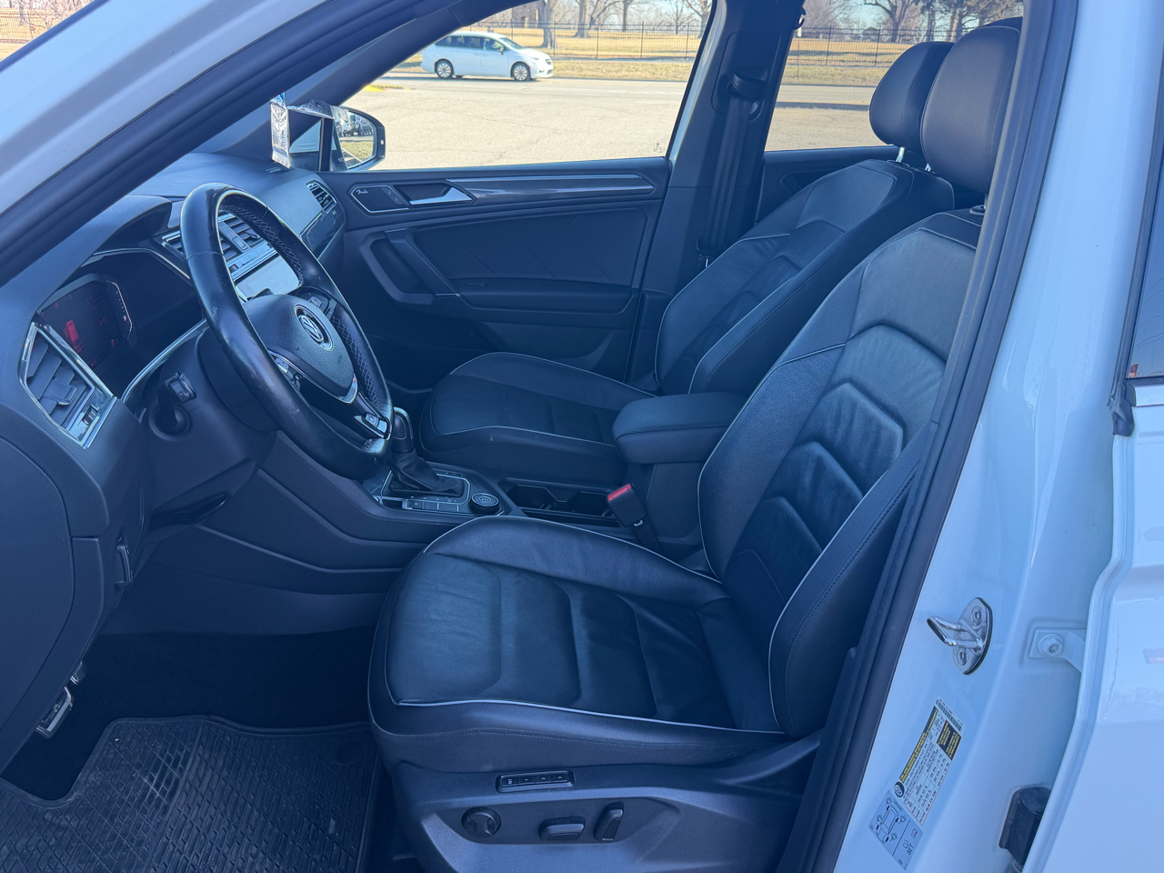 Volkswagen Tiguan 2.0T SEL Premium R-Line 4MOTION 2020