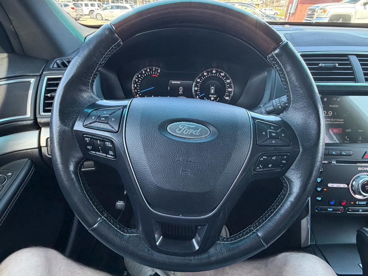 Ford Explorer Platinum 4WD 2018