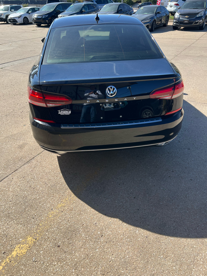 Volkswagen Passat 2.0T SE Auto 2021 Volkswagen Passat 2.0T SE Auto 2021