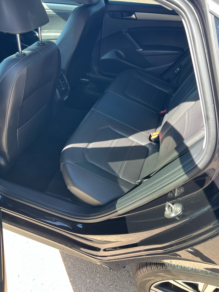 Volkswagen Passat 2.0T SE Auto 2021 Volkswagen Passat 2.0T SE Auto 2021